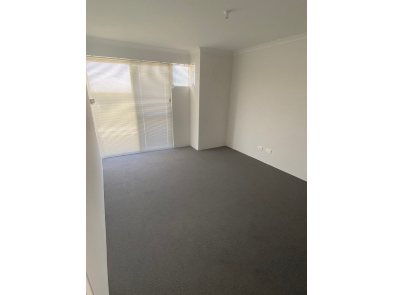 18 Barney Road, Alkimos WA 6038