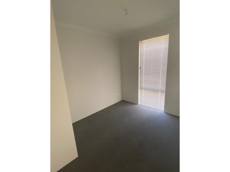 18 Barney Road, Alkimos WA 6038