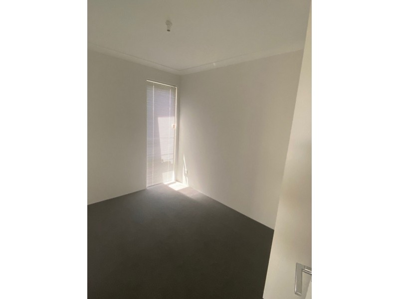 18 Barney Road, Alkimos WA 6038