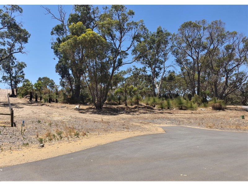 5 Chilli Glade, Two Rocks WA 6037