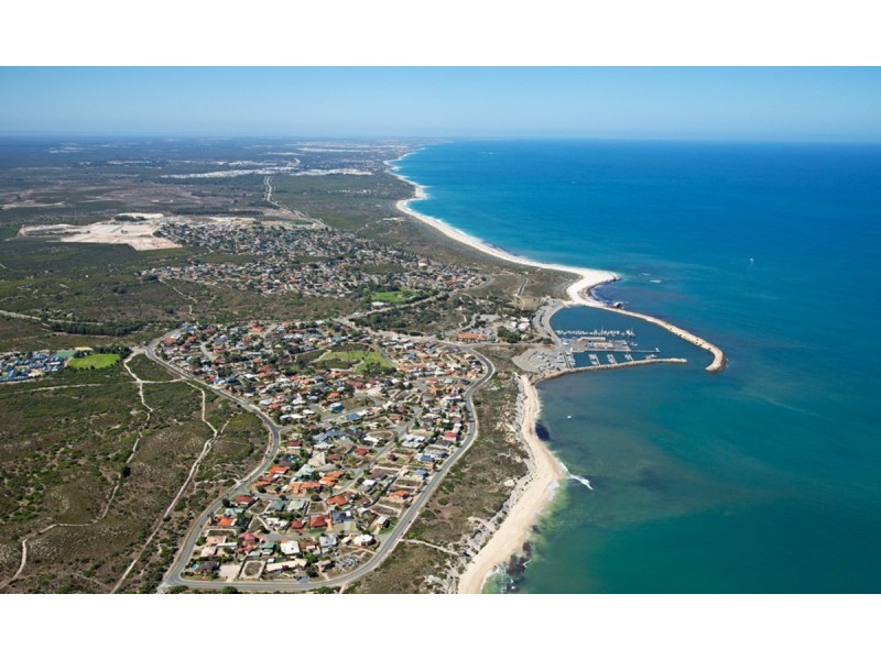 5 Chilli Glade, Two Rocks WA 6037