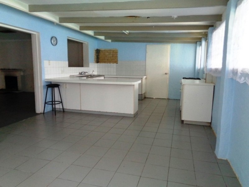 11 Leichhardt Drive, Two Rocks WA 6037