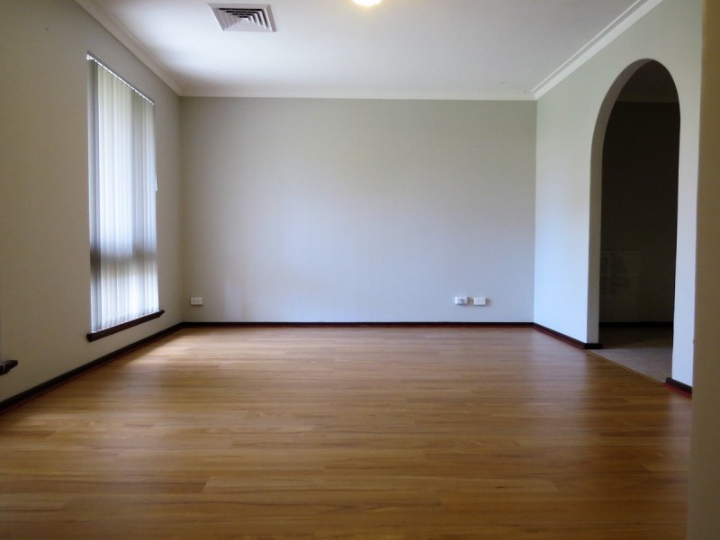 27 Blaxland Avenue, Two Rocks WA 6037