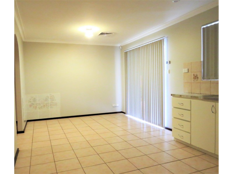 27 Blaxland Avenue, Two Rocks WA 6037