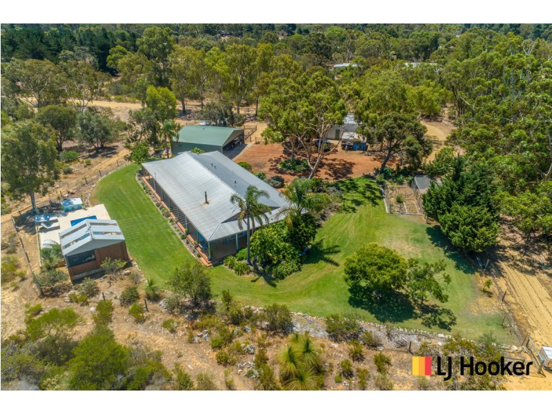 55 St Andrews Court, Woodridge WA 6041