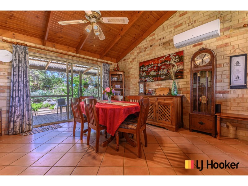 55 St Andrews Court, Woodridge WA 6041