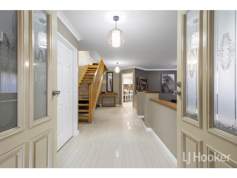 15 Berrington Pass, Quinns Rocks WA 6030