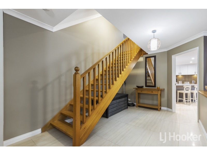 15 Berrington Pass, Quinns Rocks WA 6030