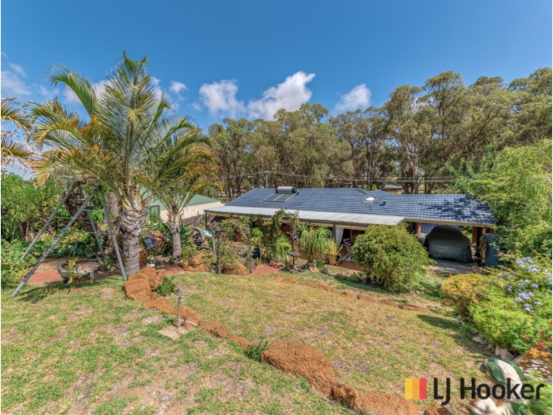 8 Sunningdale Road, Yanchep WA 6035