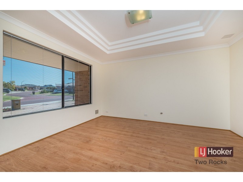 10 Doddington Way, Quinns Rocks WA 6030
