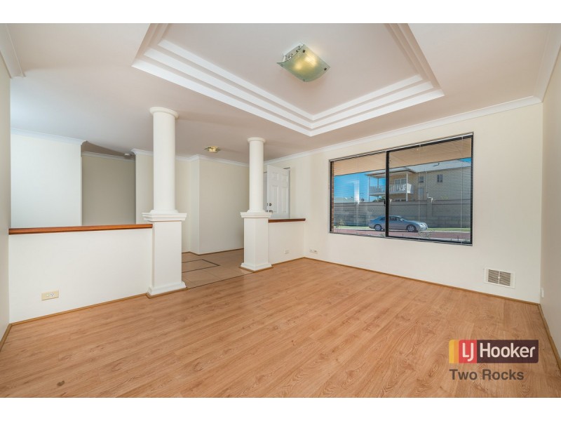 10 Doddington Way, Quinns Rocks WA 6030