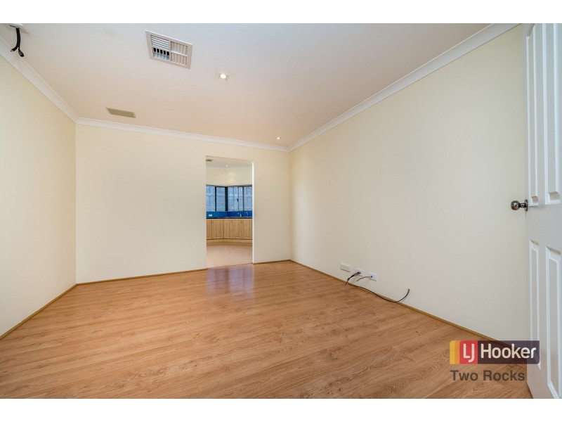 10 Doddington Way, Quinns Rocks WA 6030
