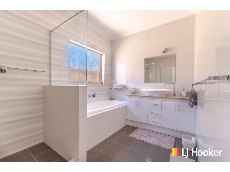 17 Russley Grove, Yanchep WA 6035