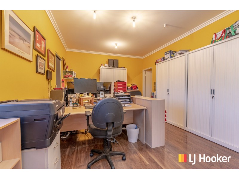 17 Russley Grove, Yanchep WA 6035