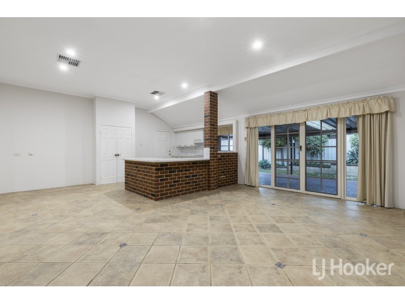 138 Lagoon Drive, Yanchep WA 6035