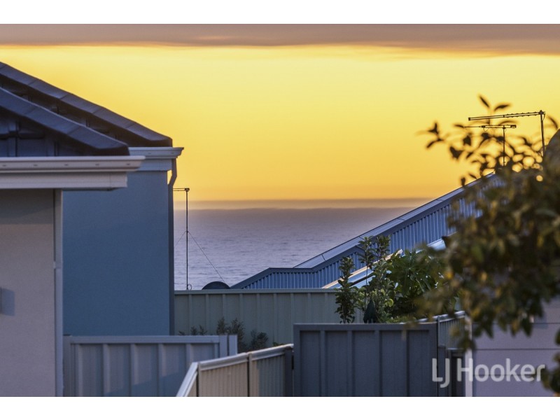 138 Lagoon Drive, Yanchep WA 6035