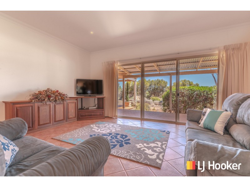 108 Heffron Way, Gabbadah WA 6041