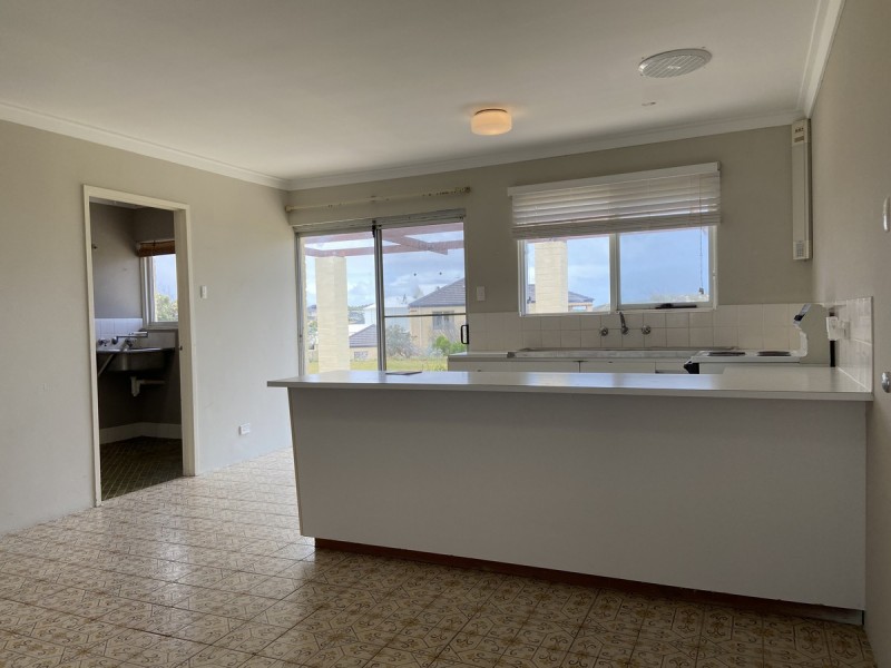 30 Compass Circle, Yanchep WA 6035