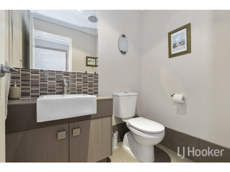 15 Flax Road, Yanchep WA 6035