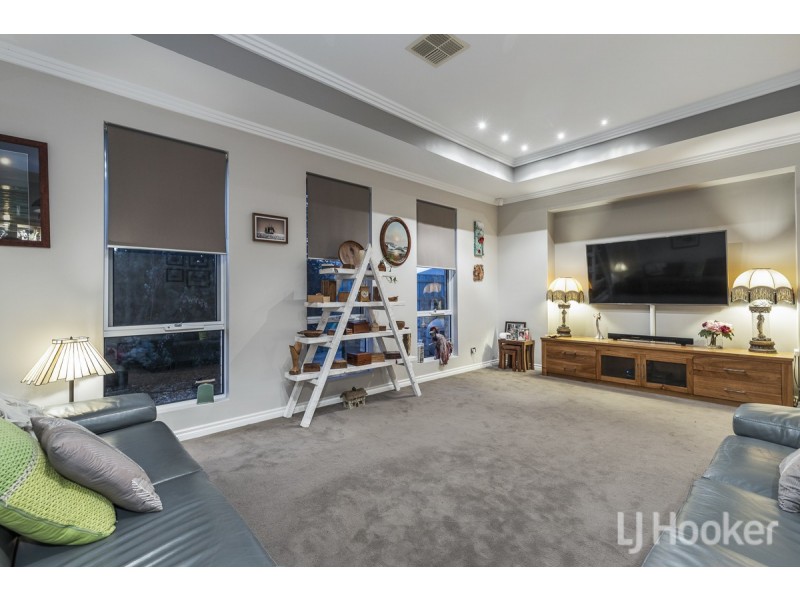 15 Flax Road, Yanchep WA 6035