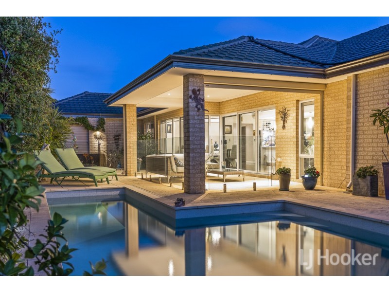 15 Flax Road, Yanchep WA 6035