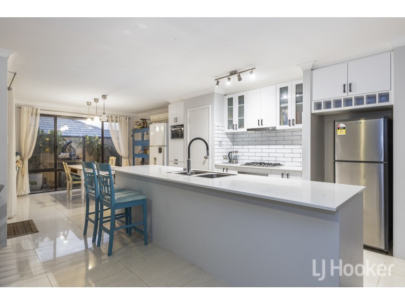 56 Harden Park Trail, Carramar WA 6031