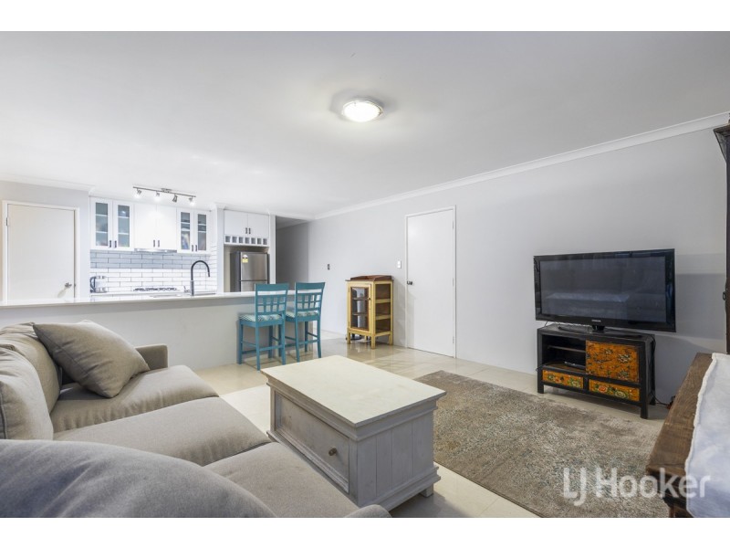 56 Harden Park Trail, Carramar WA 6031