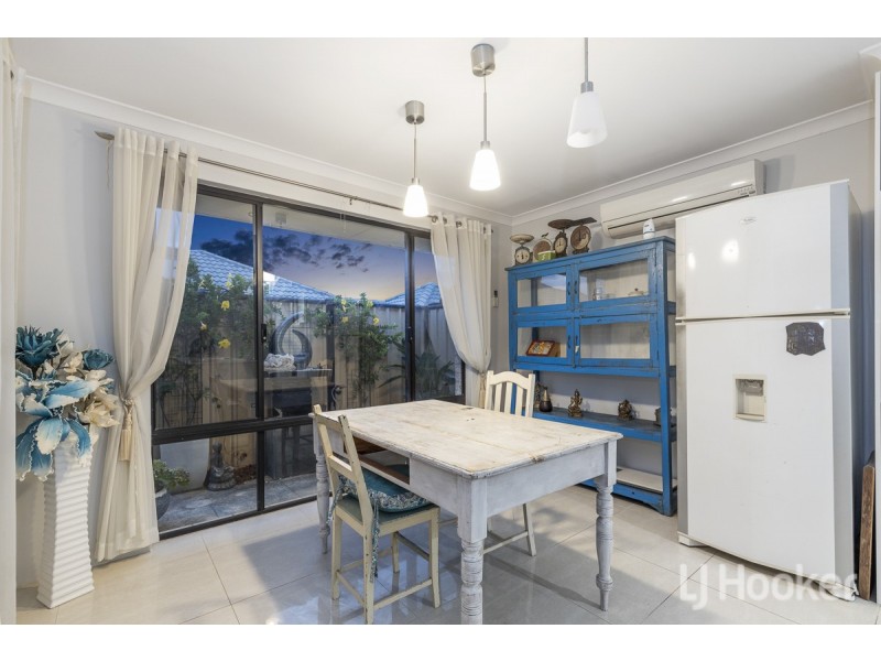 56 Harden Park Trail, Carramar WA 6031