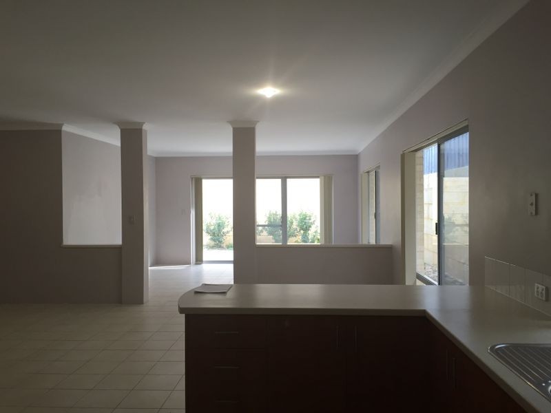 117 Lindsay Beach Boulevard, Yanchep WA 6035