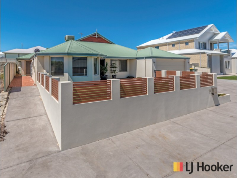 11 Dottyback Bend, Yanchep WA 6035