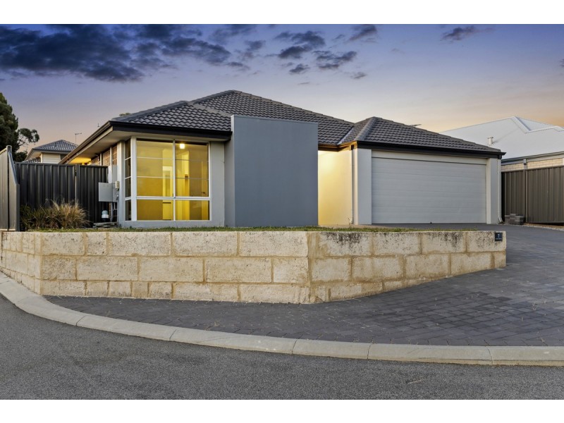 7 Bunker Crescent, Yanchep WA 6035