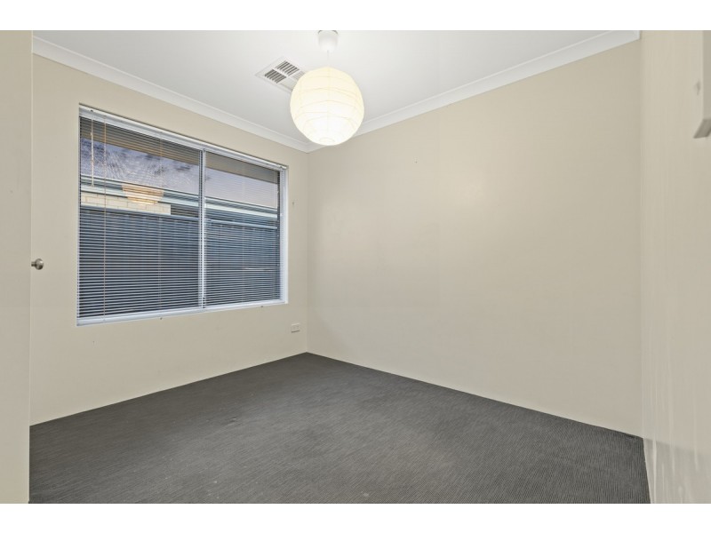 7 Bunker Crescent, Yanchep WA 6035