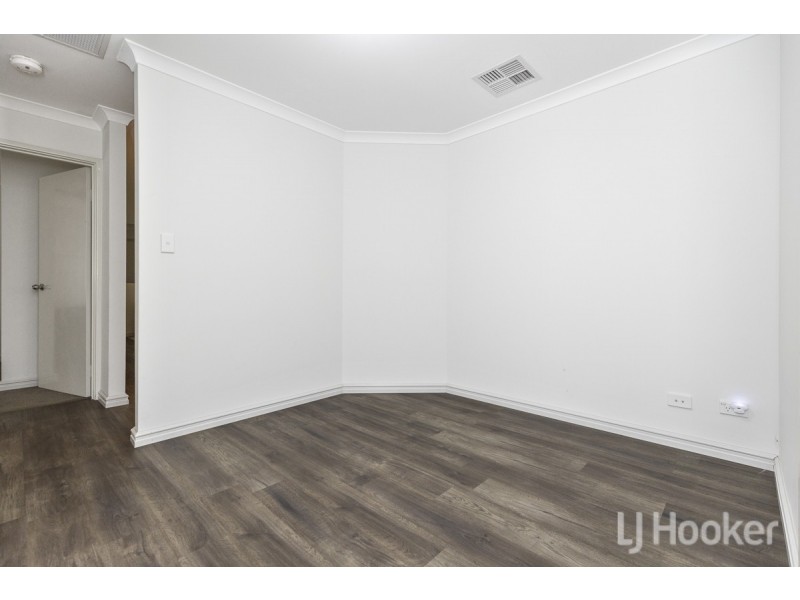 21 Badcoe Alley, Clarkson WA 6030