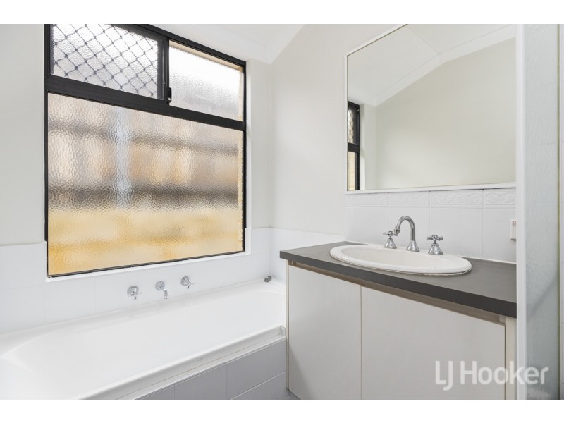 21 Badcoe Alley, Clarkson WA 6030