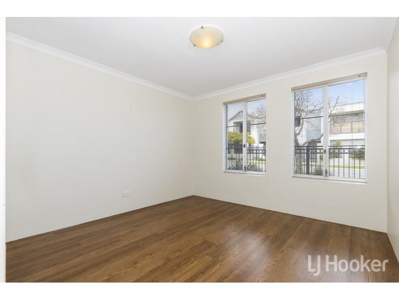 32 Gaudi Way, Clarkson WA 6030