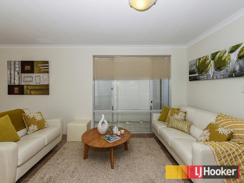 32 Gaudi Way, Clarkson WA 6030