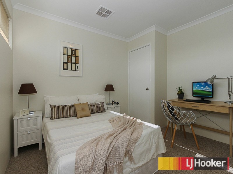 32 Gaudi Way, Clarkson WA 6030