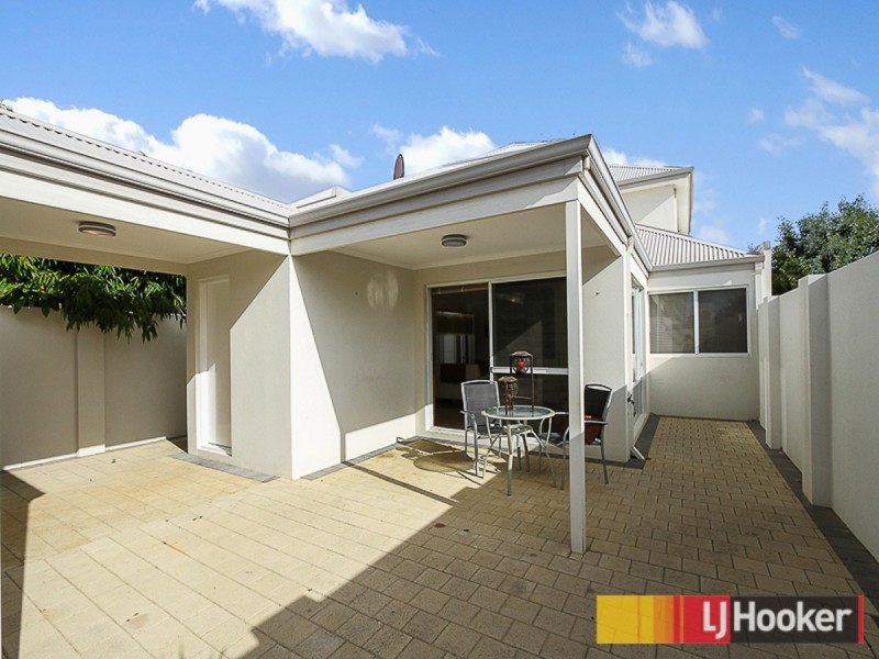 32 Gaudi Way, Clarkson WA 6030