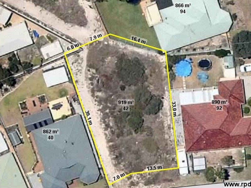 42 Tenggara Avenue, Two Rocks WA 6037