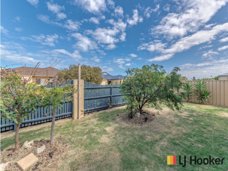 10 Llewellyn Way, Two Rocks WA 6037
