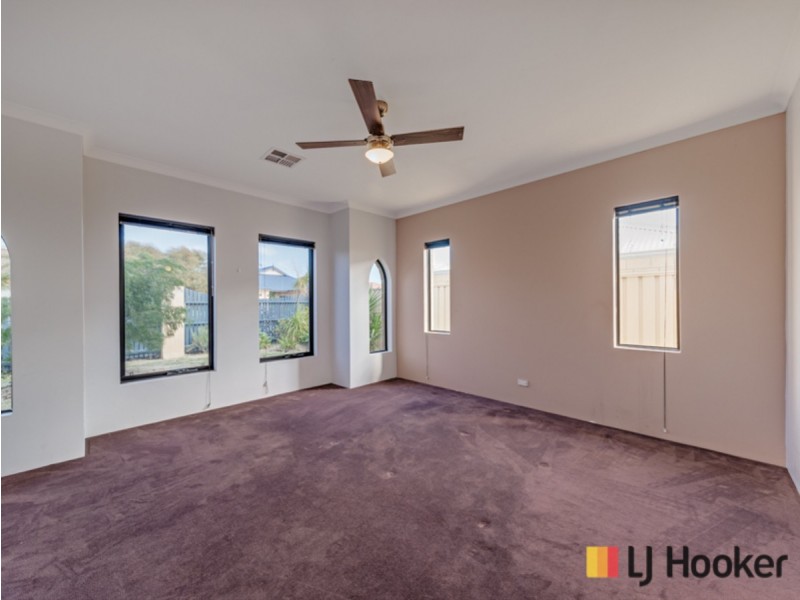 10 Llewellyn Way, Two Rocks WA 6037
