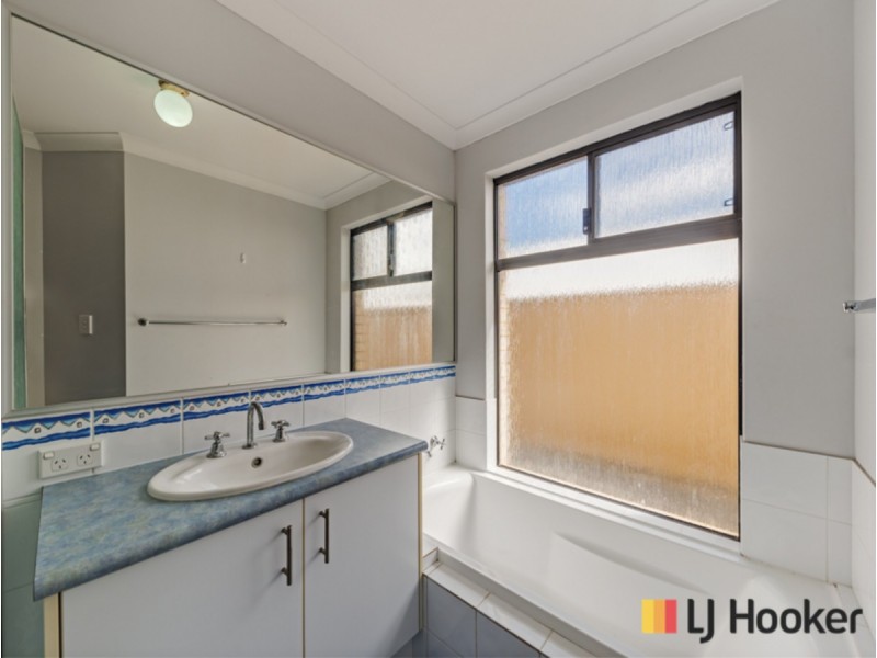 10 Llewellyn Way, Two Rocks WA 6037
