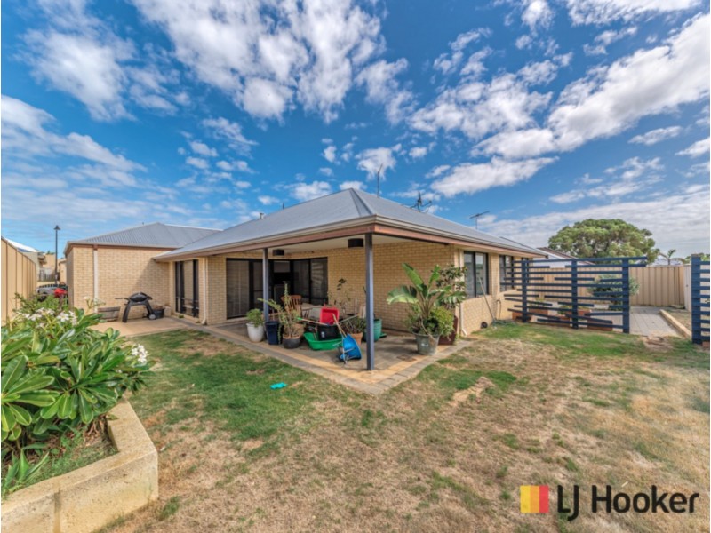 10 Llewellyn Way, Two Rocks WA 6037