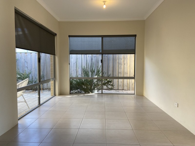 71 Seaside Avenue, Yanchep WA 6035