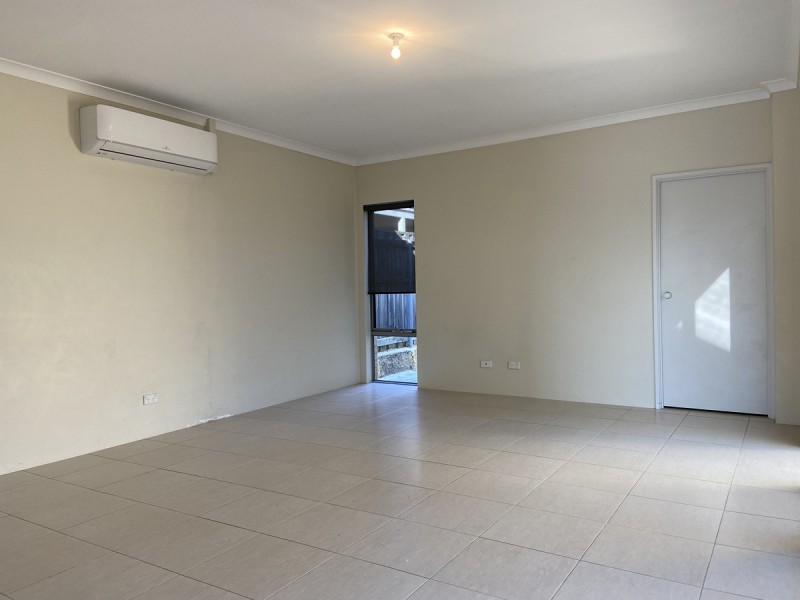 71 Seaside Avenue, Yanchep WA 6035