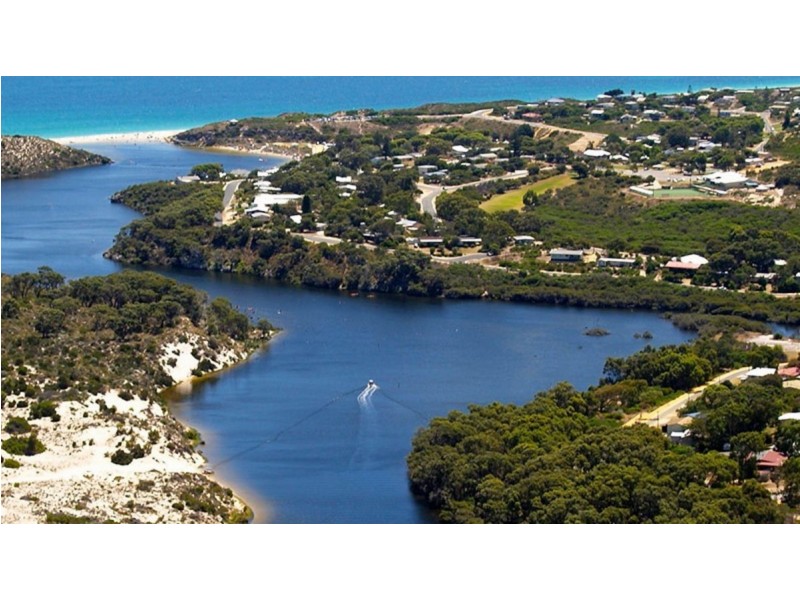 349 Tamarisk Drive, Gabbadah WA 6041