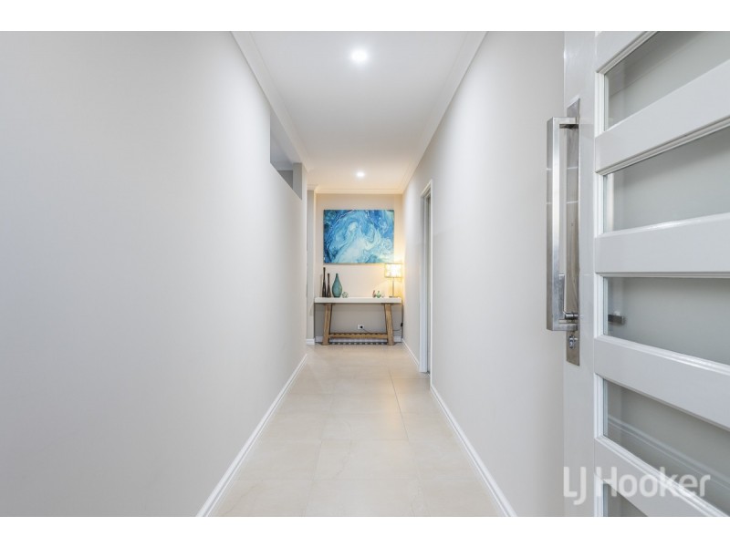 6 Rosewood Street, Eglinton WA 6034