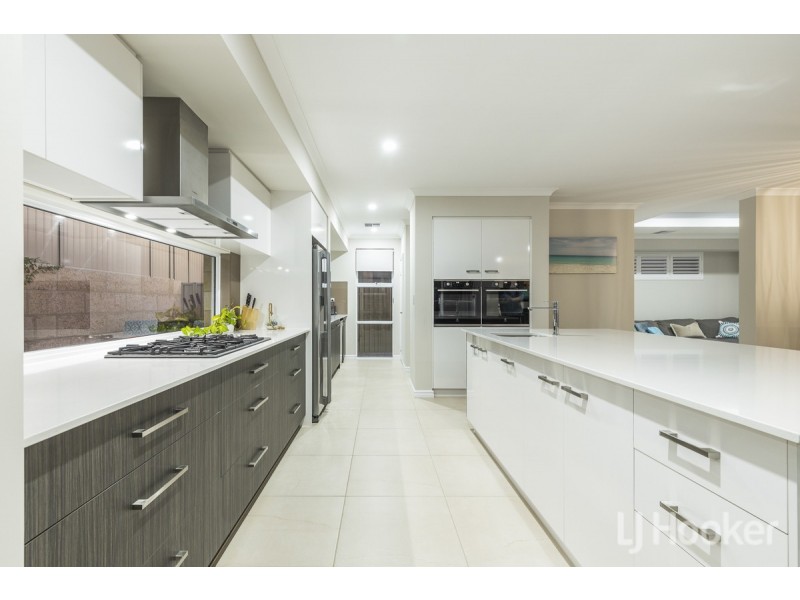 6 Rosewood Street, Eglinton WA 6034