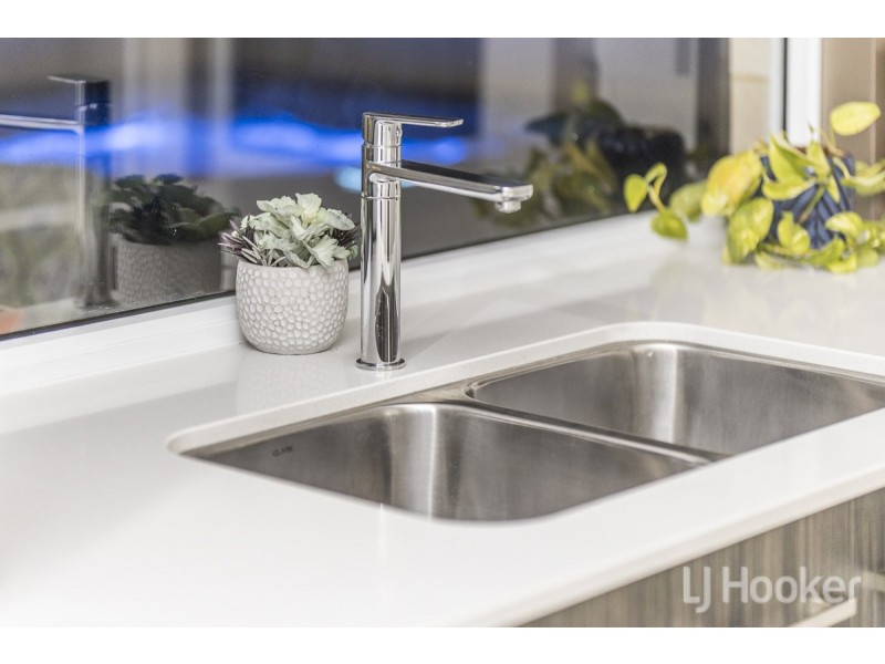 6 Rosewood Street, Eglinton WA 6034