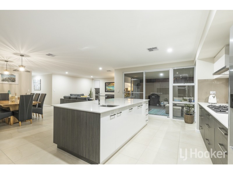 6 Rosewood Street, Eglinton WA 6034